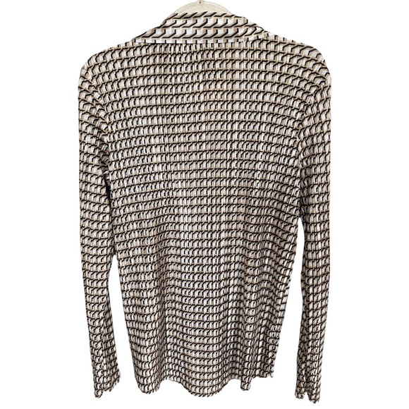 NWT Misguided | Plisse patterned button front blouse - Picture 2 of 4